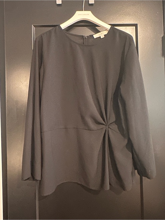 LOFT Tops - LOFT Black Long-Sleeve Twist Detail Blouse